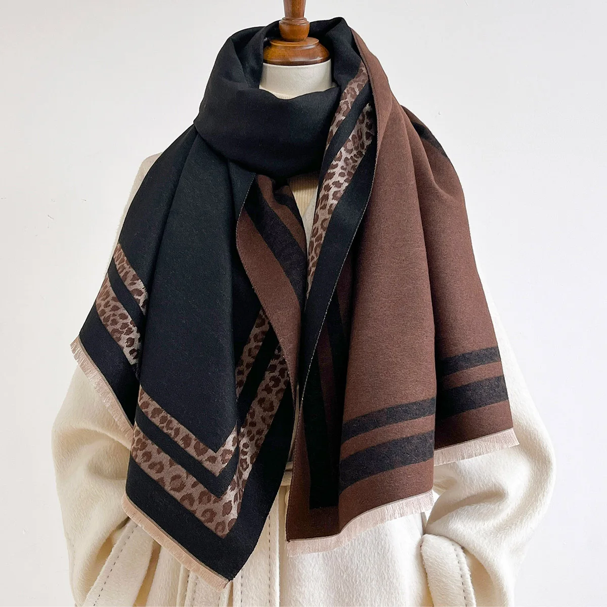 Winter Reversible Warm Large S - Woven Scarf Blanket recension och pris