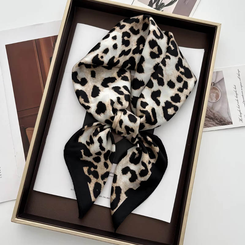 Luxury Leopard Print Female Sa - Face Scarf Mask recension och pris